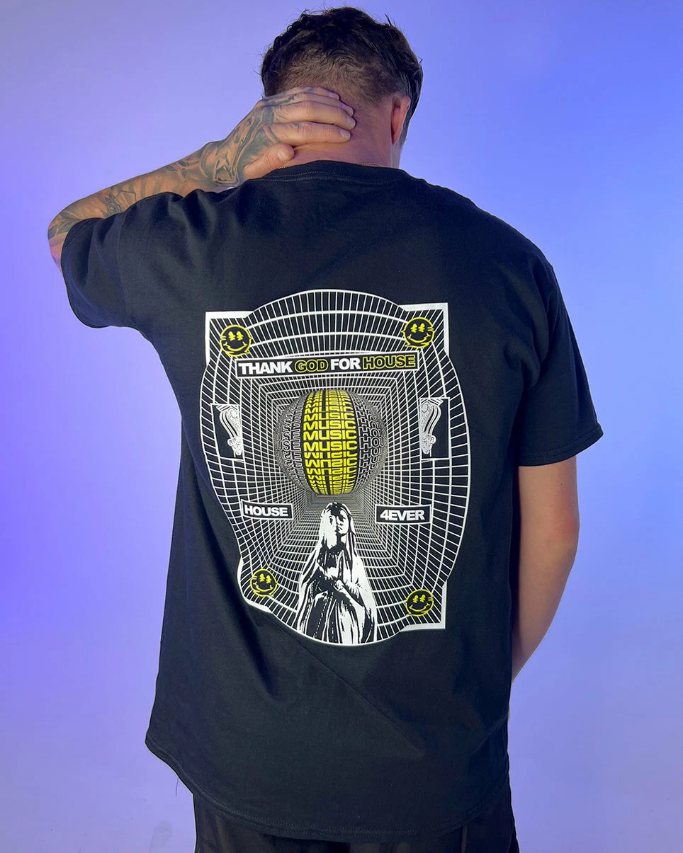 Jarmoo Praying Thank God For House Tee 6 Jarmoo Praying Thank God For House Tee - Image 4