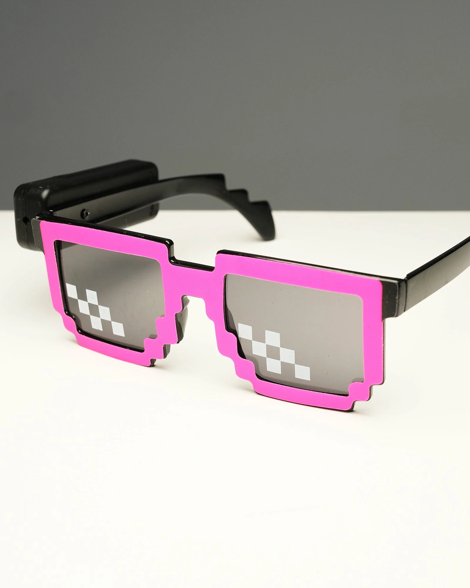 AE 8-Bit LED Glasses 2 AE 8-Bit LED Glasses - Image 2