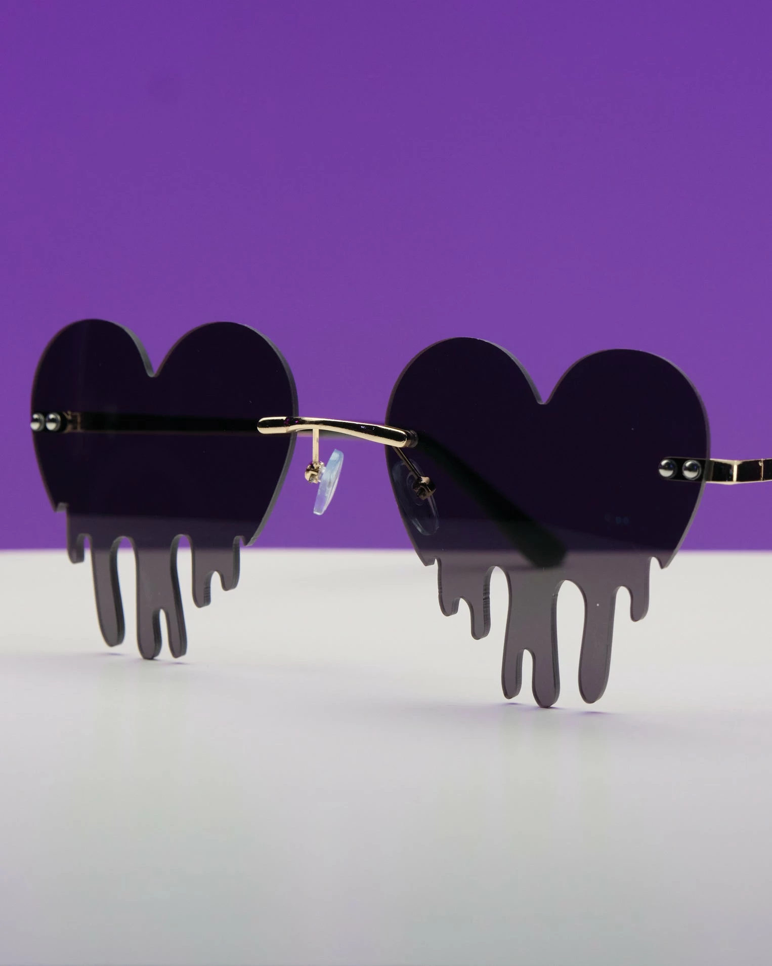 AE Heart Drip Sunglasses 2 AE Heart Drip Sunglasses - Image 2