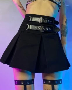 AE Cyber Buckle Pleated Skirt