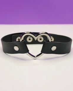 AE Black Heart Matte Choker