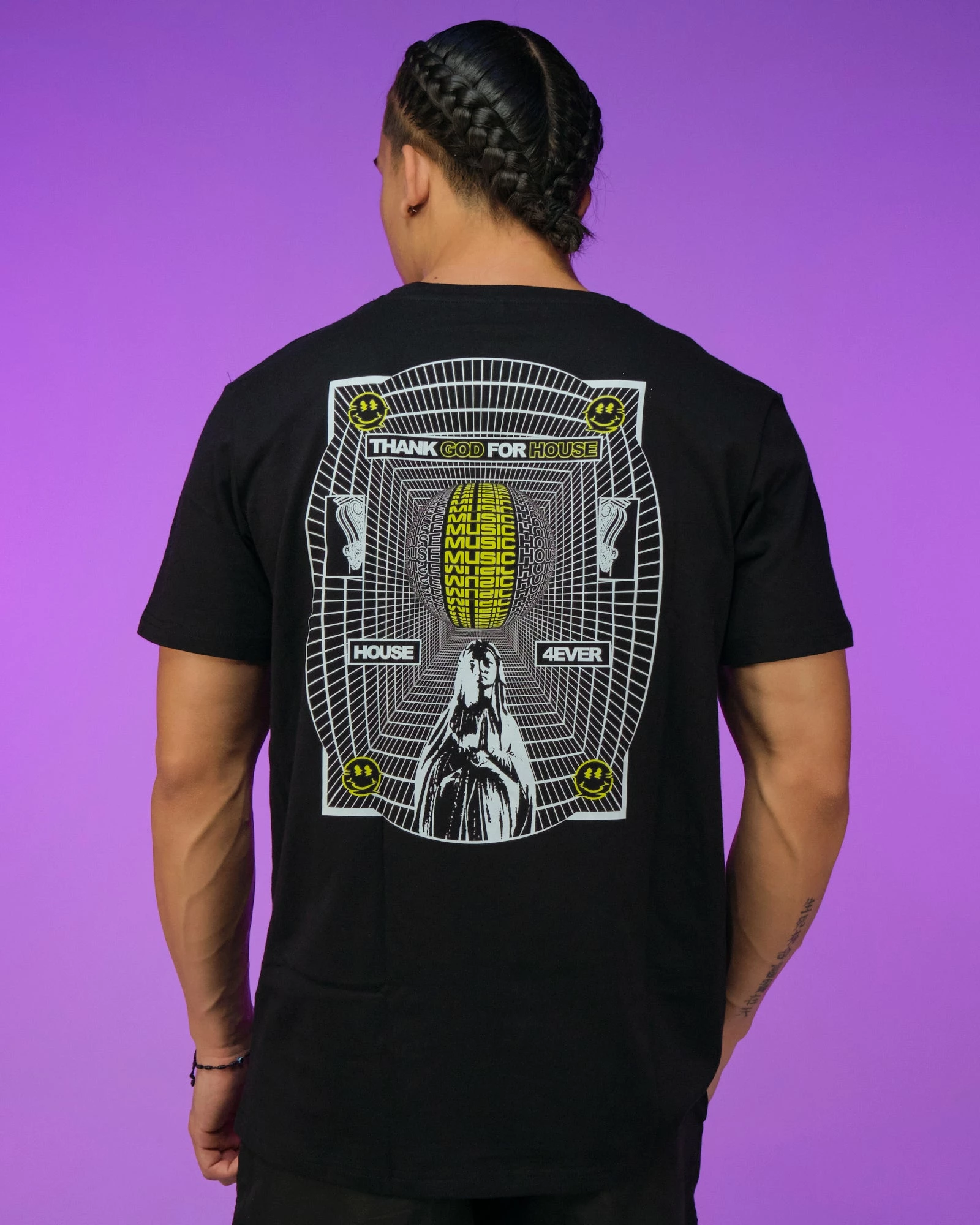 Jarmoo Praying Thank God For House Tee 3 Jarmoo Praying Thank God For House Tee