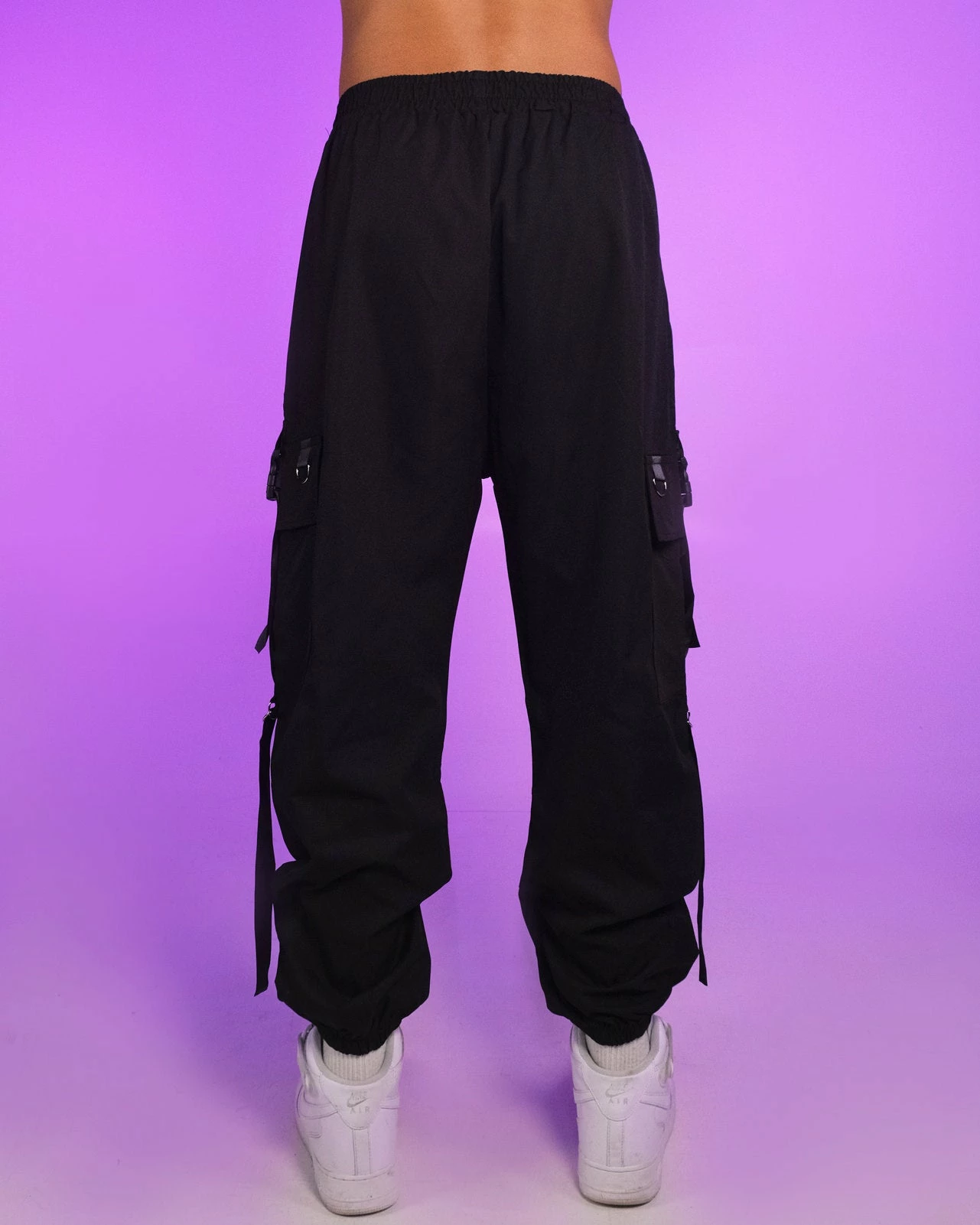 AE Too Extra Chain Cargo Black Joggers 8 AE Too Extra Chain Cargo Black Joggers - Image 6