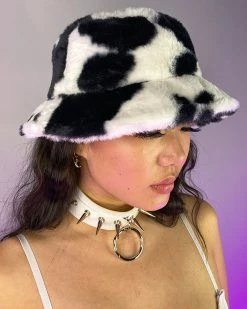 AE Milk And Honey Furry Bucket Hat