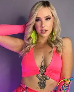 AE Pull U In O-Ring Halter Top -ravewonder store top a914a96d 4e81 4a22 a918 9417fd30199c